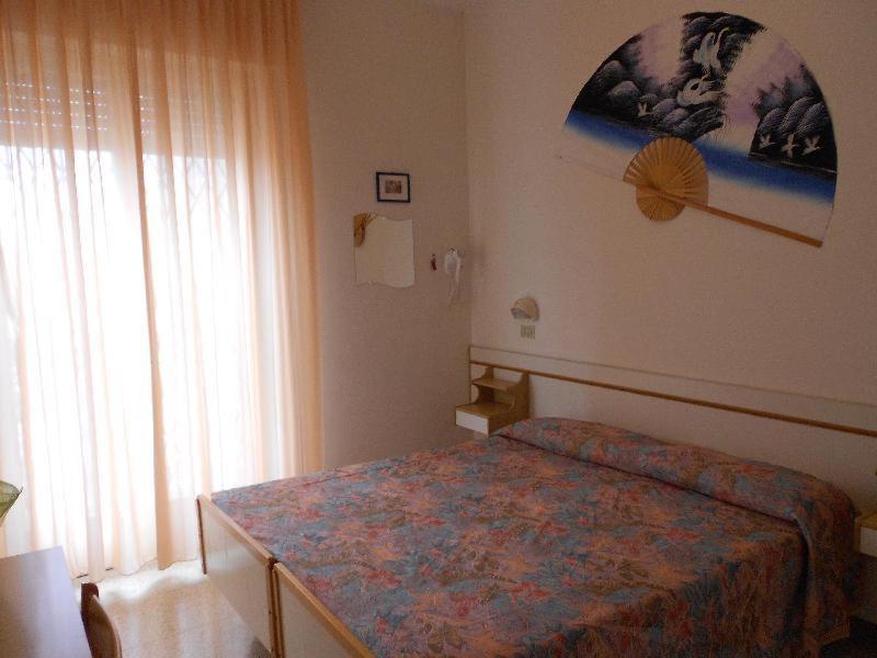 Hotel Vevey Римини Номер фото